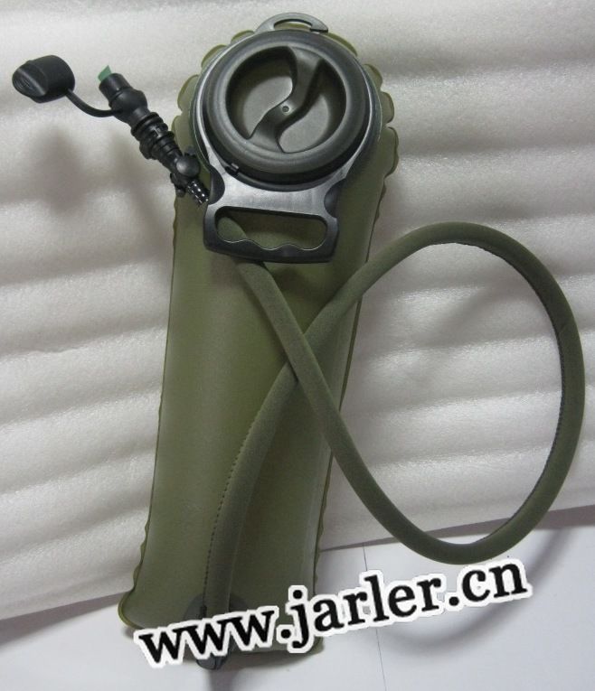 water bladder bag, 63W08